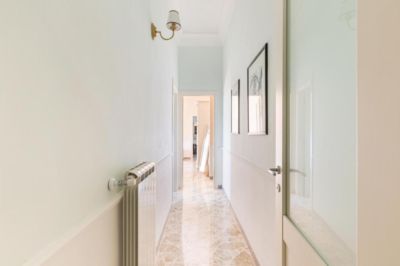 Dimora Le Tre Muse Guesthouse Lecce Exterior foto